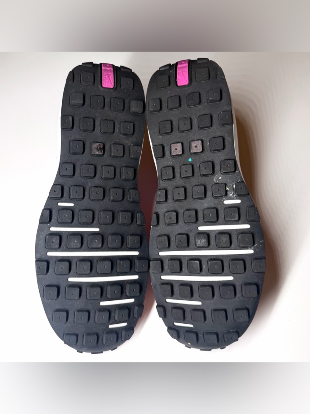 Nike Women’s Waffle One 'Active Fuchsia' DC2533-800 Casual Shoes Size- 7.5 - Picture 9 of 9